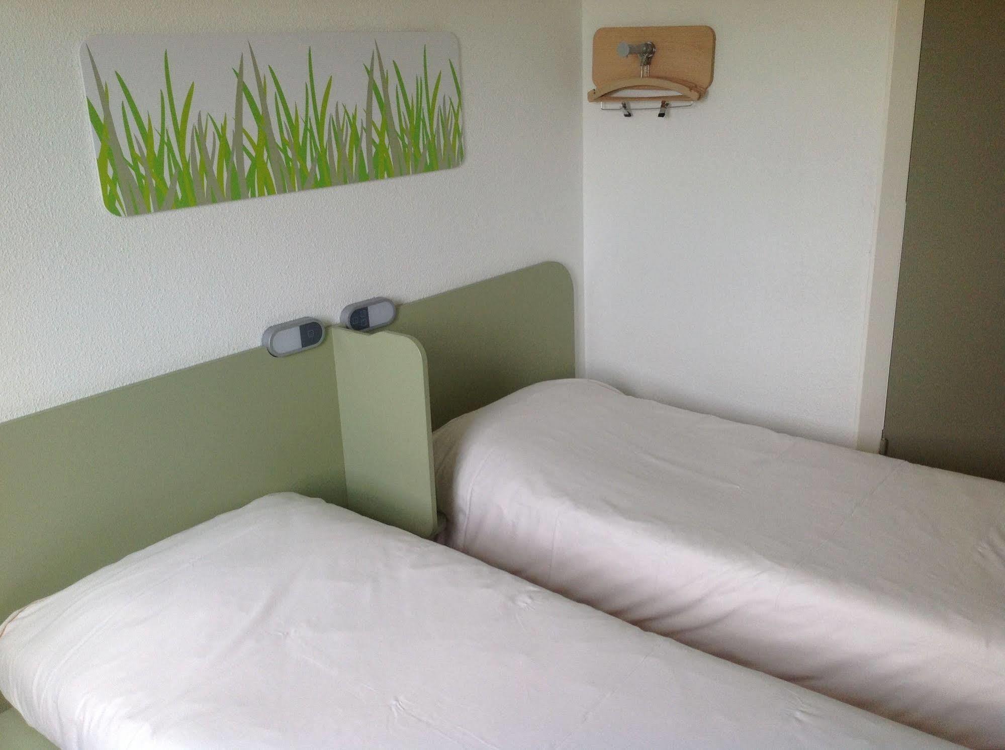 Ibis Budget Orgeval Exterior foto
